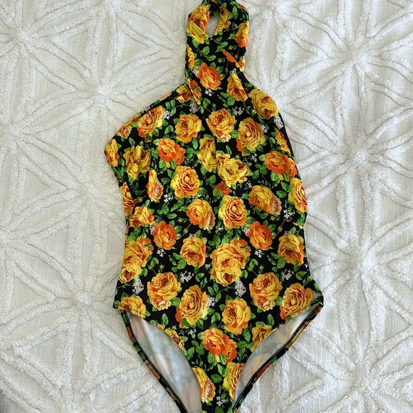 Zara Tops - Zara twist Neck floral halter top bodysuit medium
